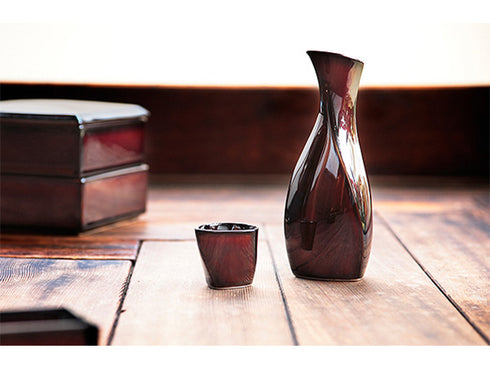 Urushi Saké service set